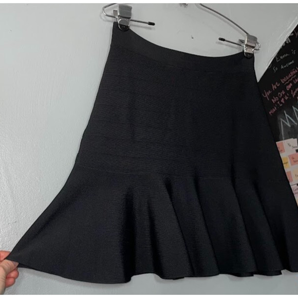 Guess Size XL Stretch Black Bandage Flare Skater Mini Skirt Dark Goth Romantic - Picture 5 of 9